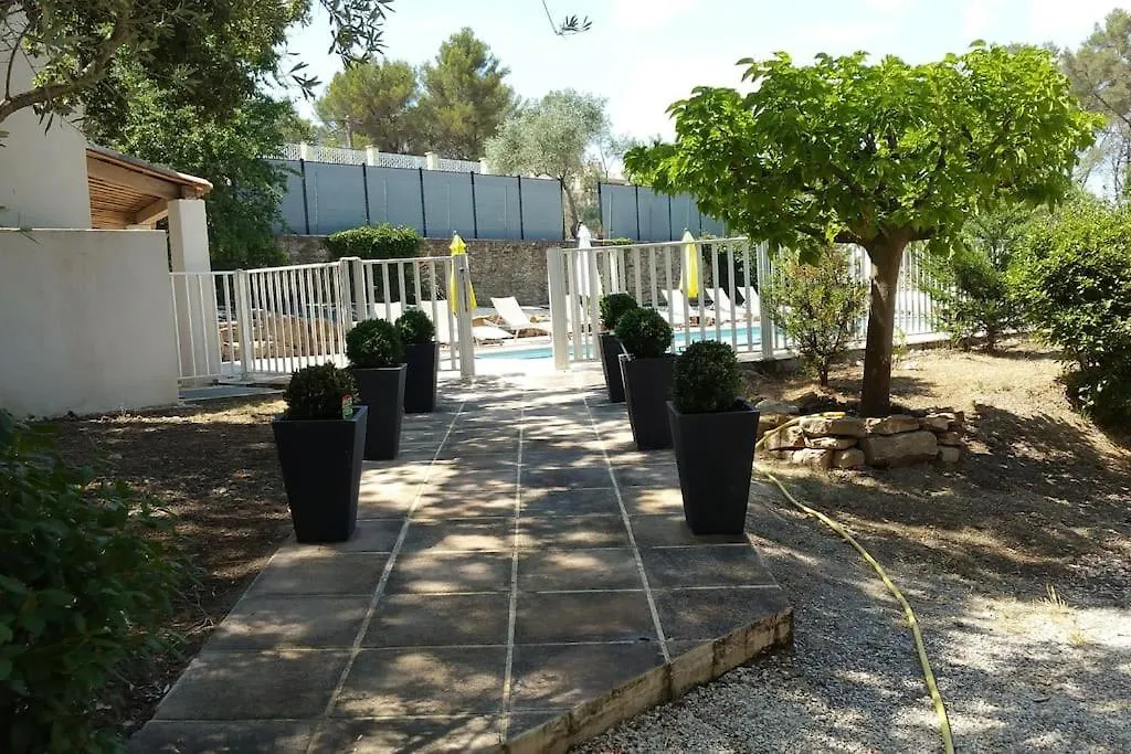 Villa Grande Piscine 5000M² 5 Chambres, Paisible Nature Peynier
