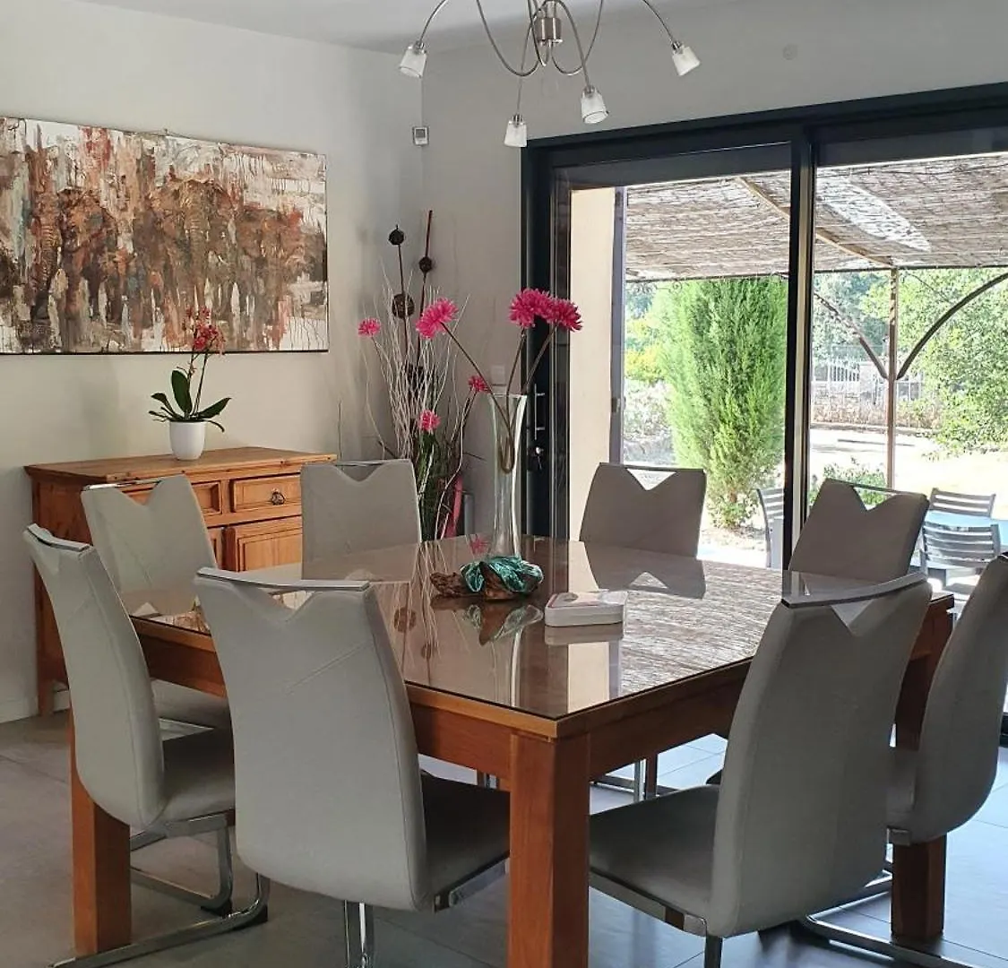 Villa Grande Piscine 5000M² 5 Chambres, Paisible Nature Peynier