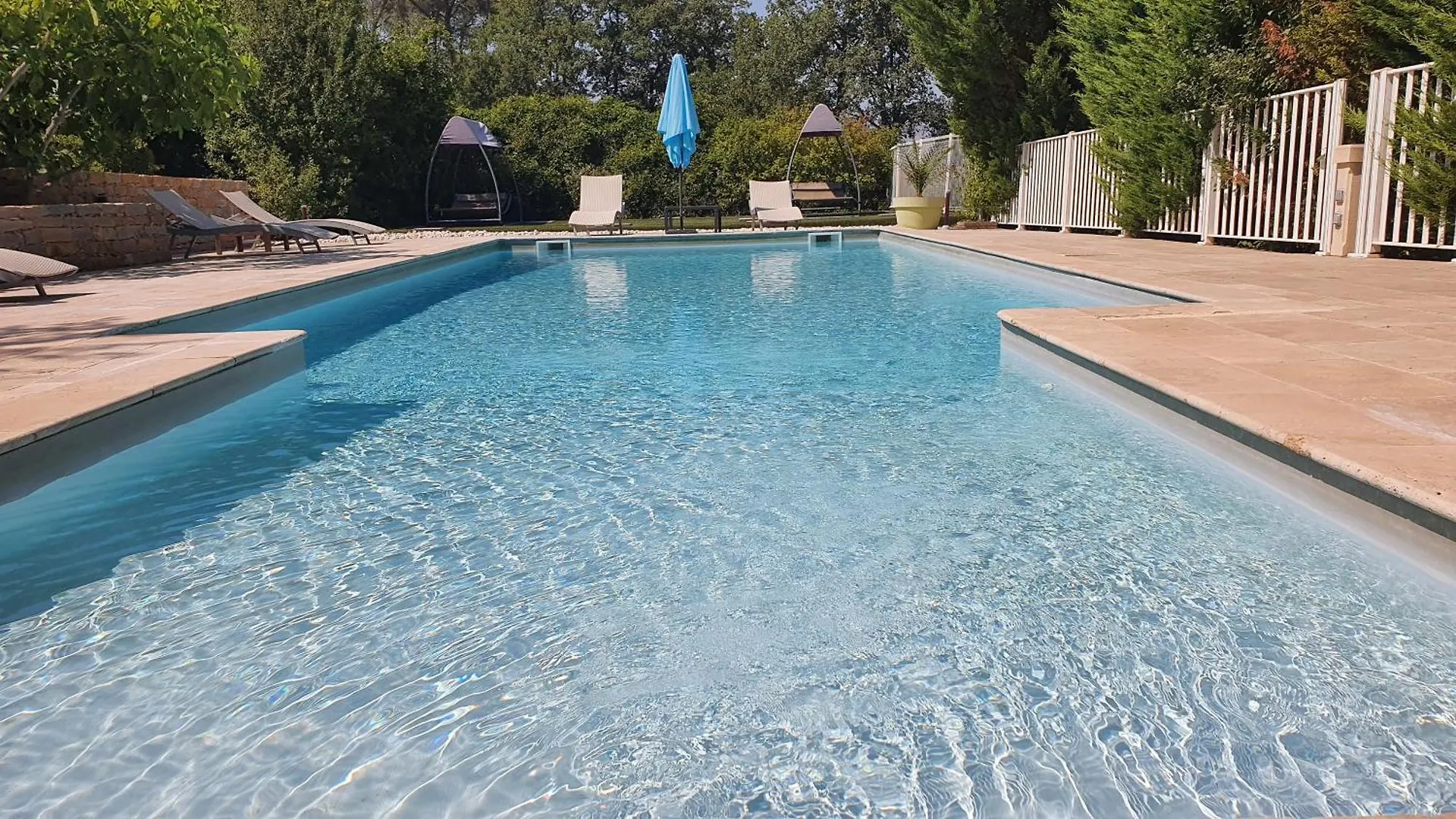 Villa Grande Piscine 5000M² 5 Chambres, Paisible Nature Peynier France